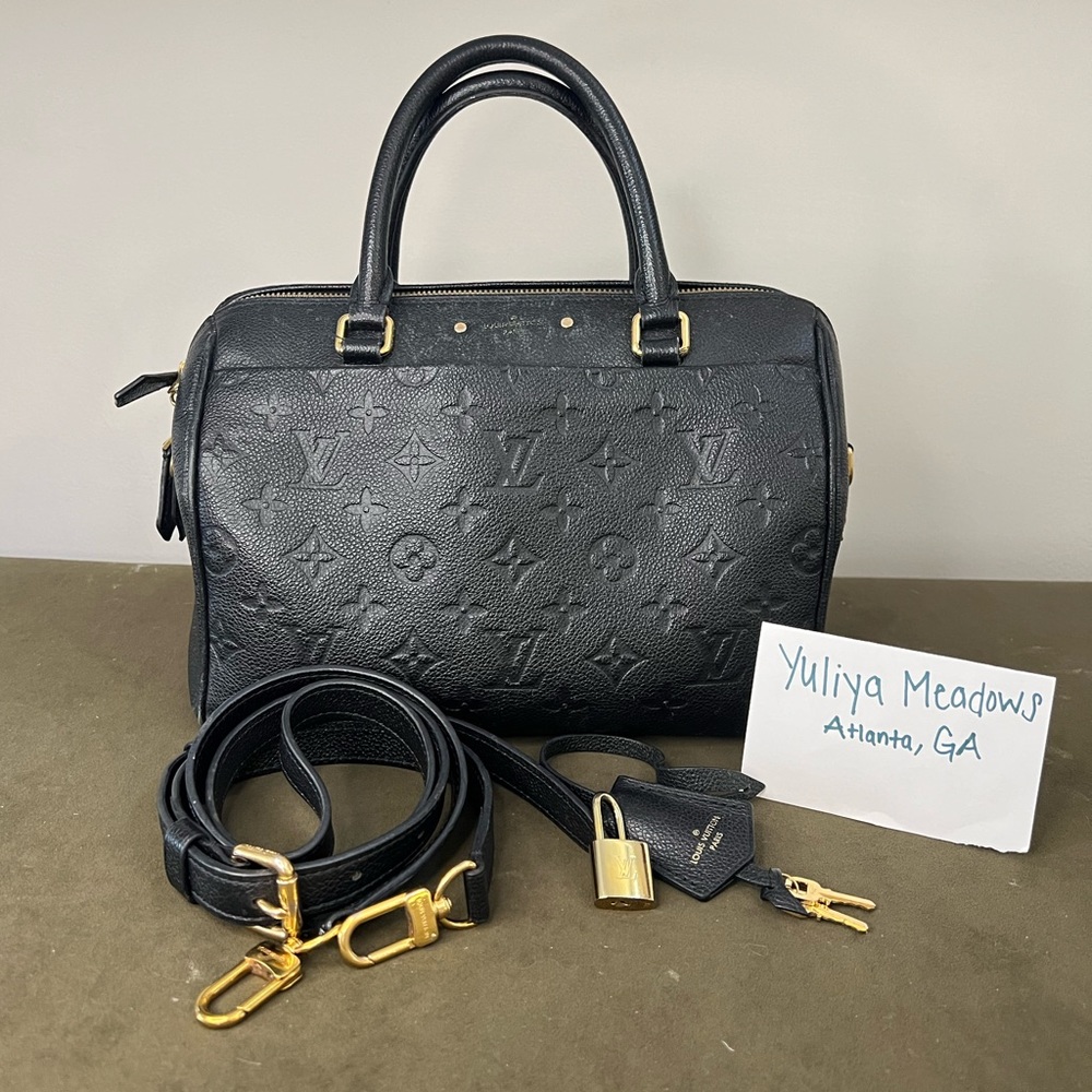 ❌SOLD❌ Louis Vuitton Speedy Bandouliere 25
Empreinte Noir